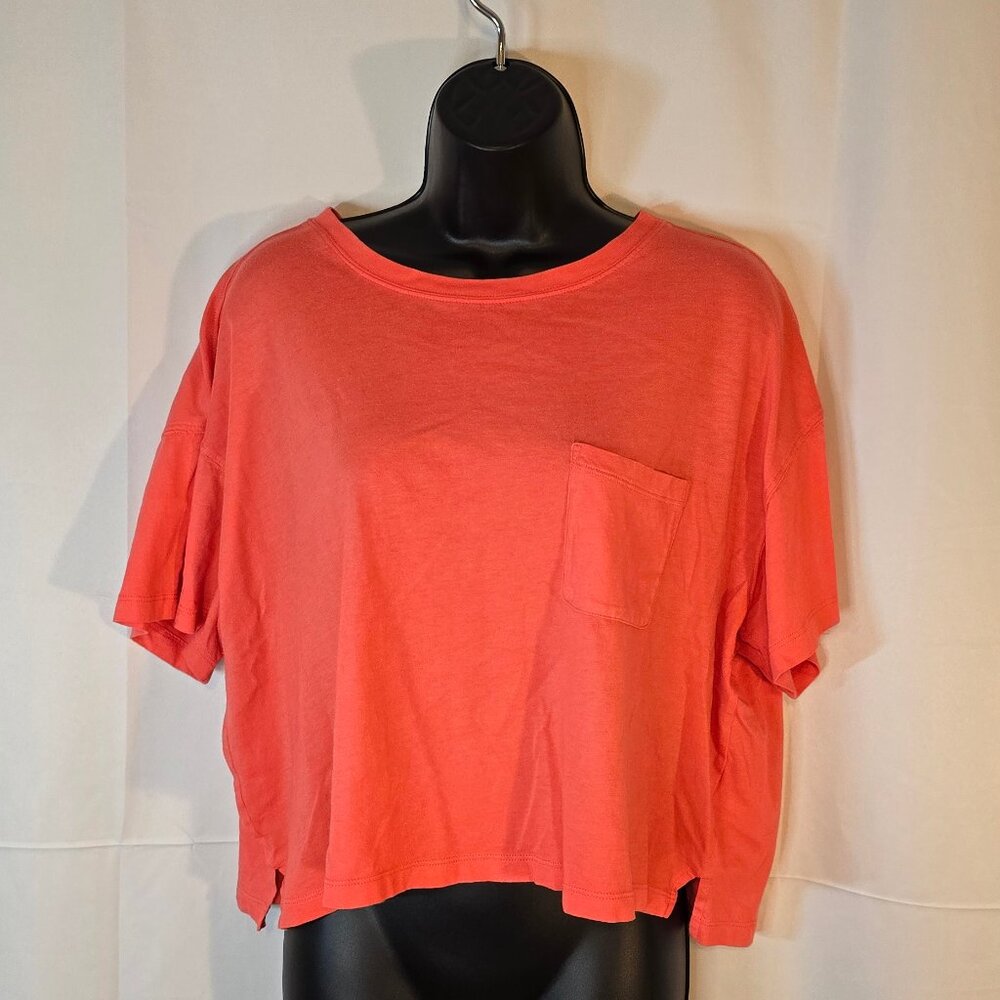 Salmon Tee